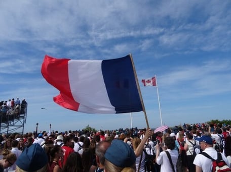 french-flag-canadian-flag-510x382