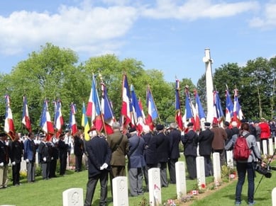 soldiers-flags-at-cemetery-510x382